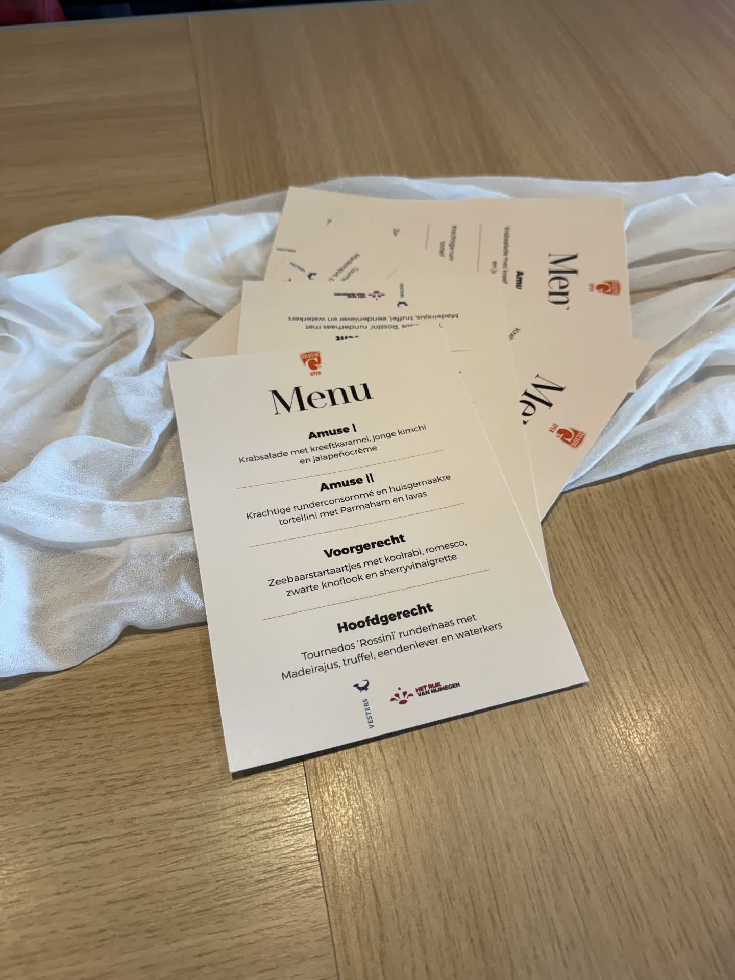 Menukaarten van het avondprogramma
